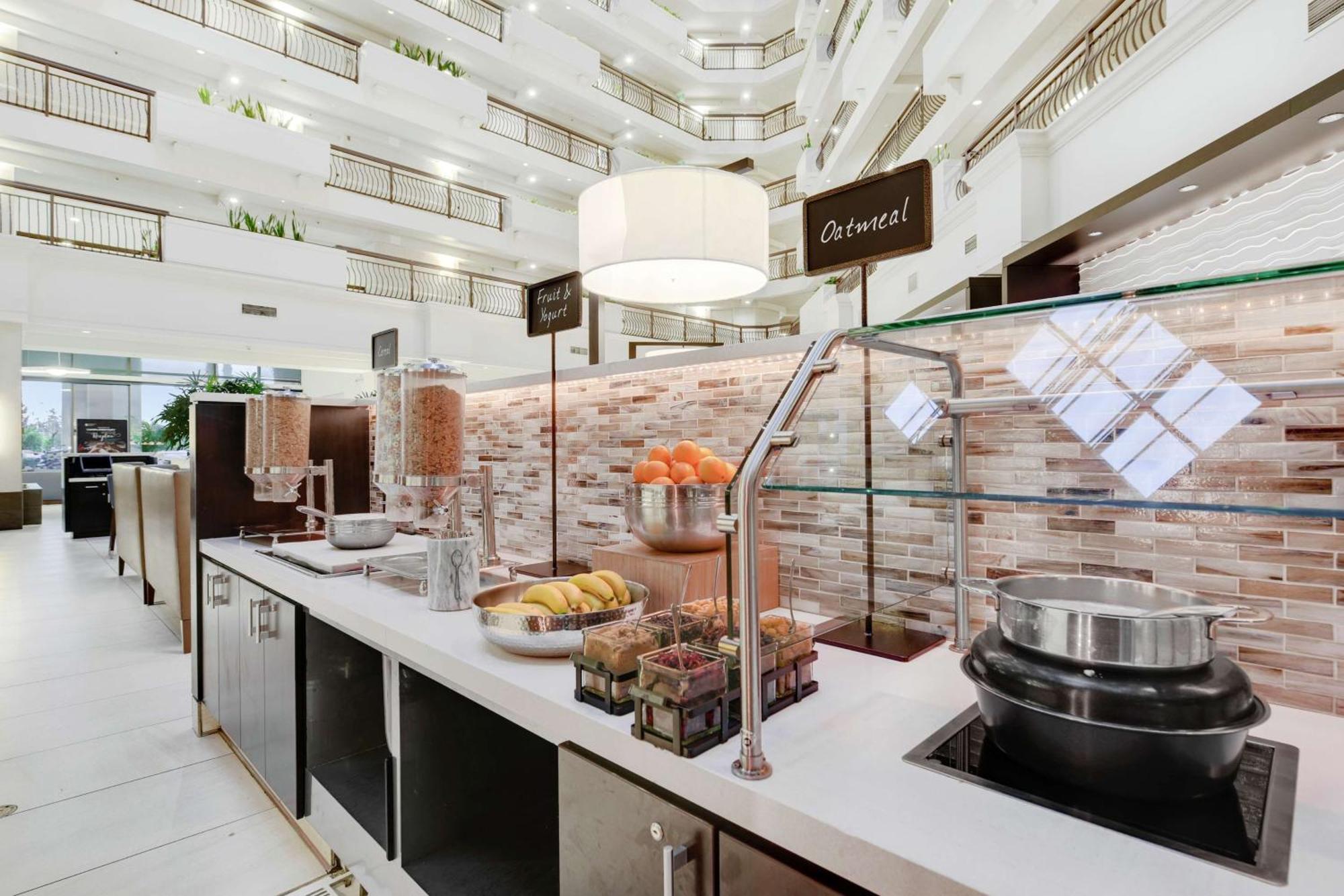 เอมบาสซี สวีท บาย ฮิลตัน แอนาไฮม์ ออเรนจ์ Hotel ภายนอก รูปภาพ